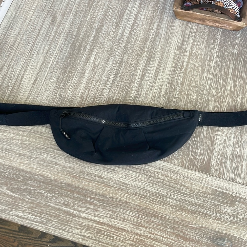 Athleta belt bag black